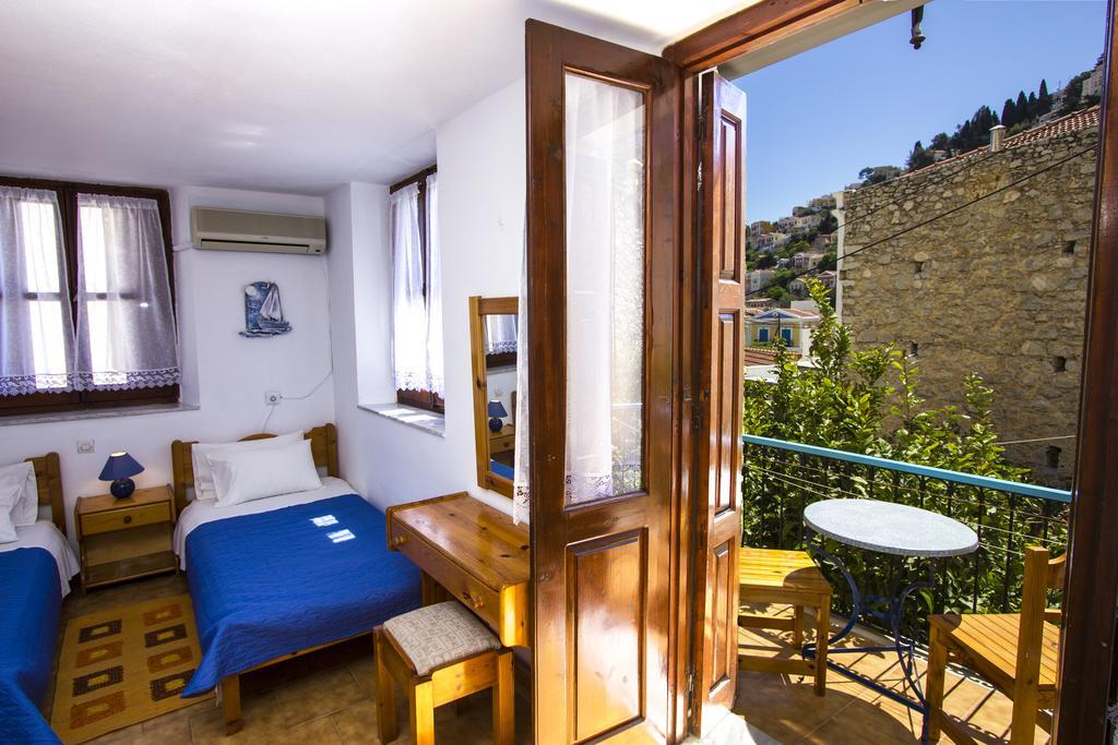 Symi Center Hotel Luaran gambar