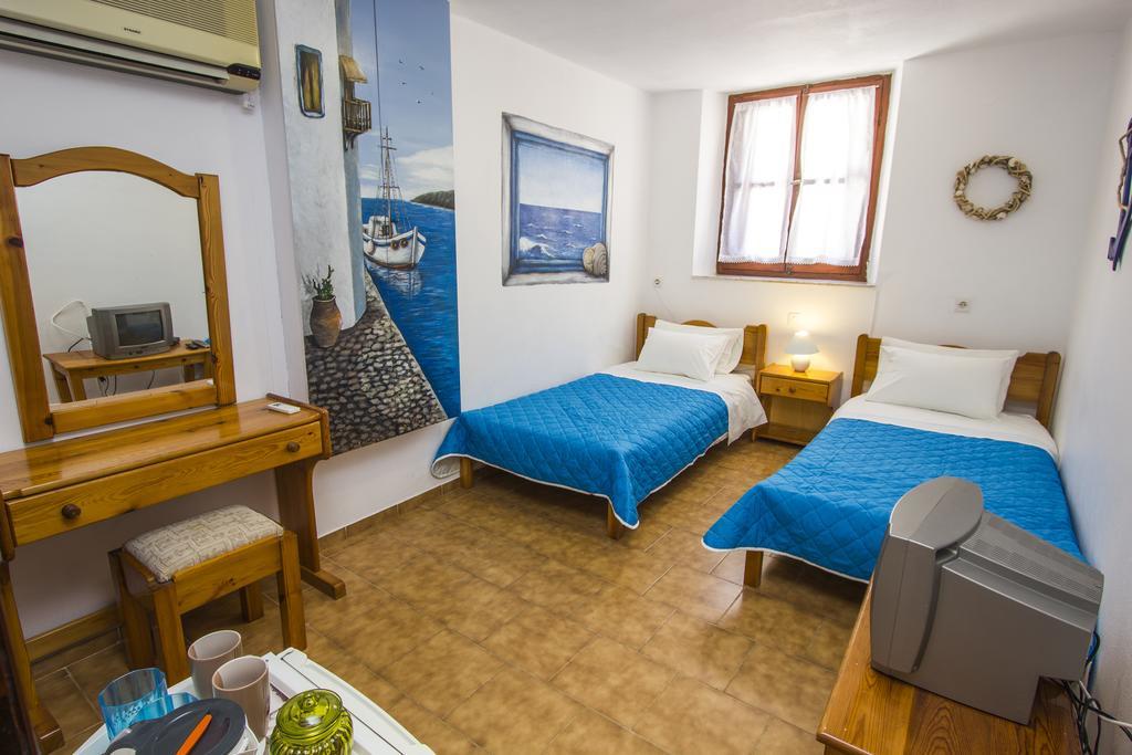 Symi Center Hotel Luaran gambar