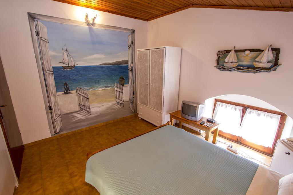 Symi Center Hotel Bilik gambar