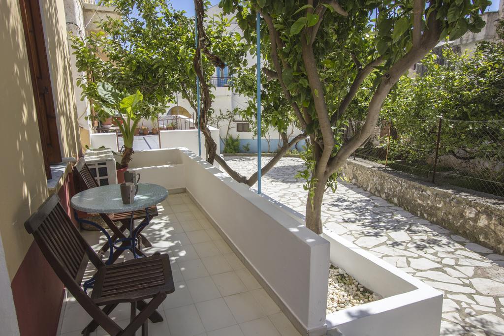 Symi Center Hotel Luaran gambar