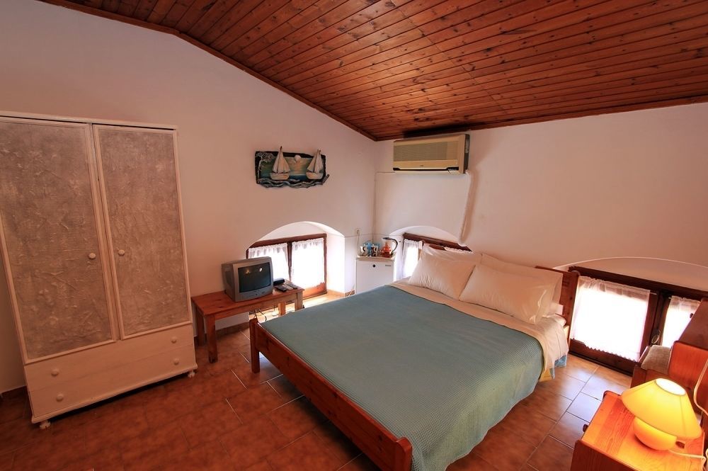 Symi Center Hotel Luaran gambar