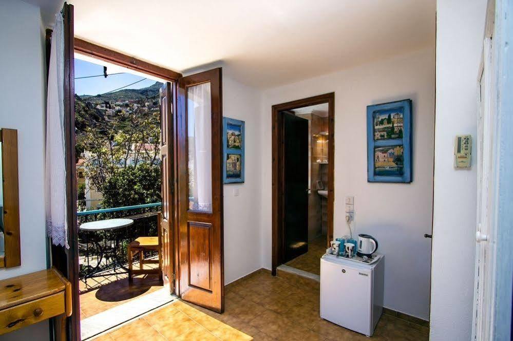 Symi Center Hotel Luaran gambar